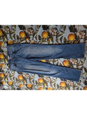 Women's Unpublished Light Wash Denim Jeans – Classic Casual Everyday Jeans